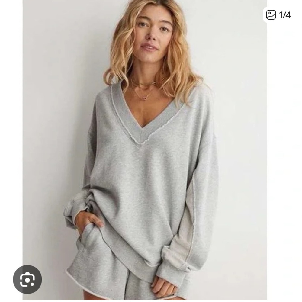 Aerie vacay everyday v neck sweatshirt gray distressed size medium oversized